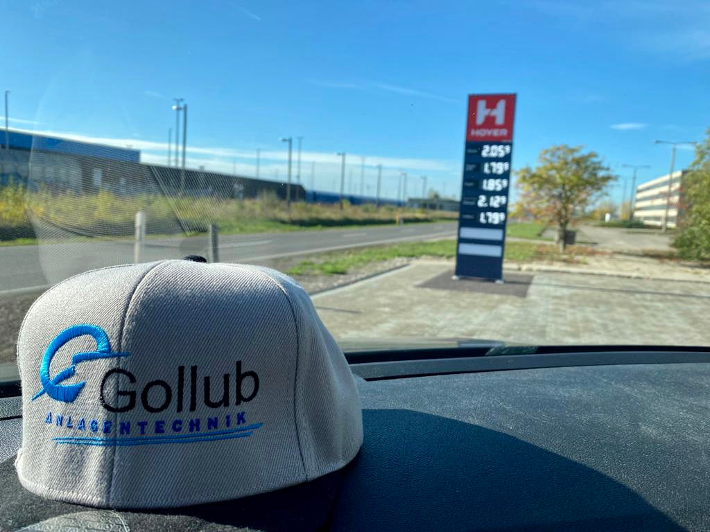 Gollub Cap